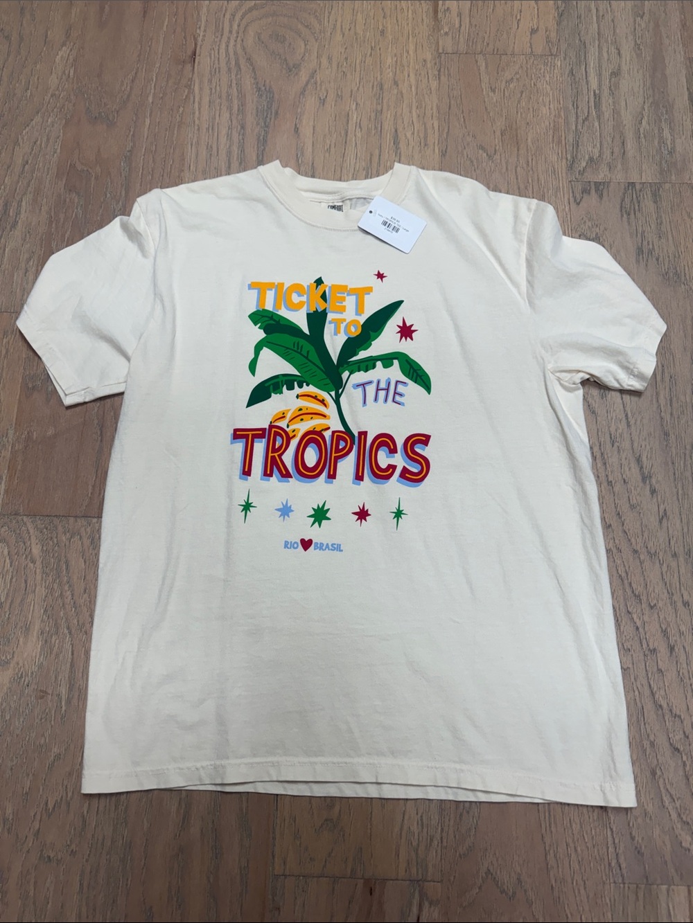 Comfort Colors Graphic Tee NWT!